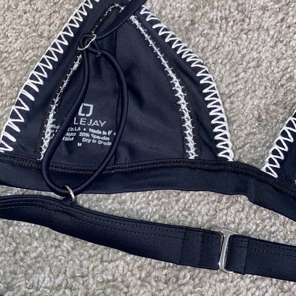 Elle Jay Bikini - Picture 3 of 4